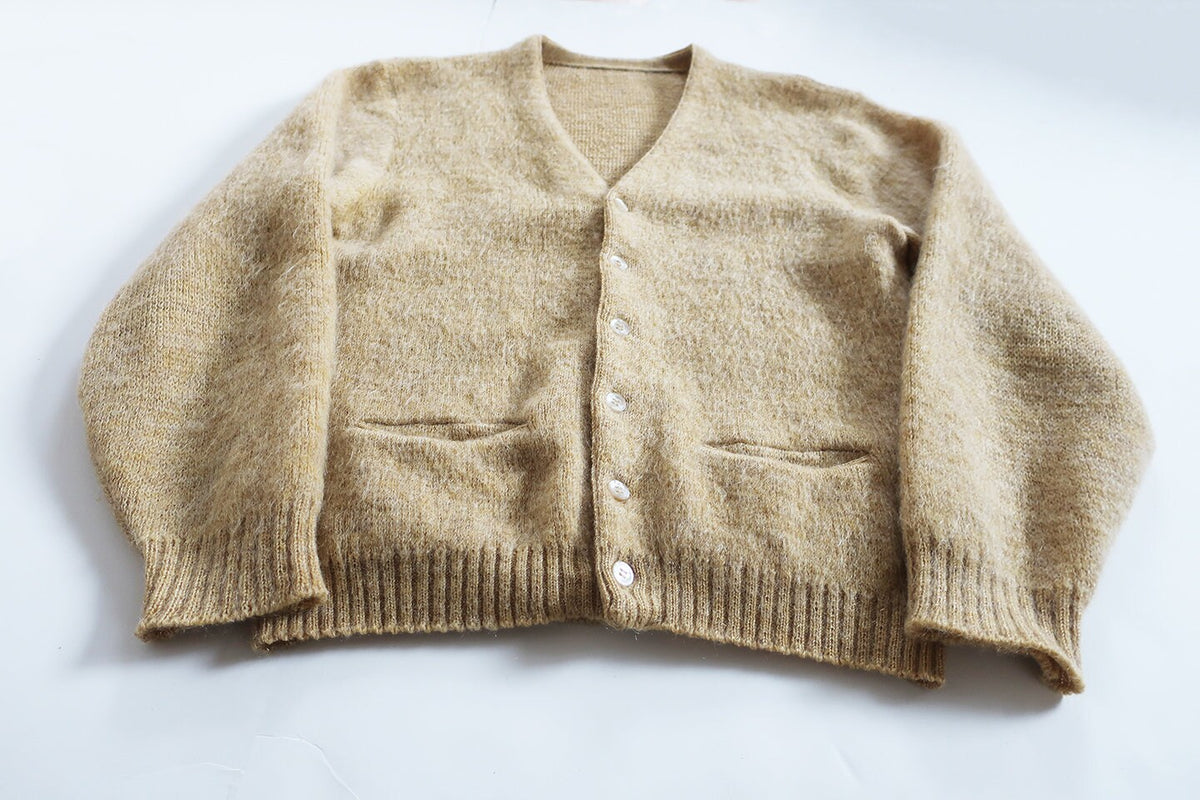 mohair cardigan / fuzzy cardigan / 1960s honey wheat fuzzy mohair Kurt