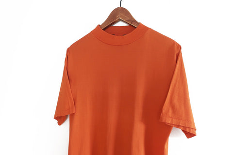 mock neck t shirt / 60s t shirt / 1960s orange cotton mock neck short sleeve single stitch t shirt Medium